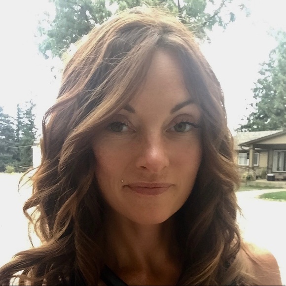 Meet your Posher, Katie - Picture 1 of 1